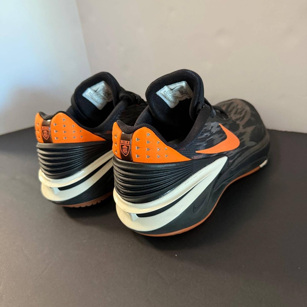 Nike Air Zoom GT Cut 2 Black Total Orange Basketball Shoes DJ6015-004 Mens 9.5 - Picture 3 of 16